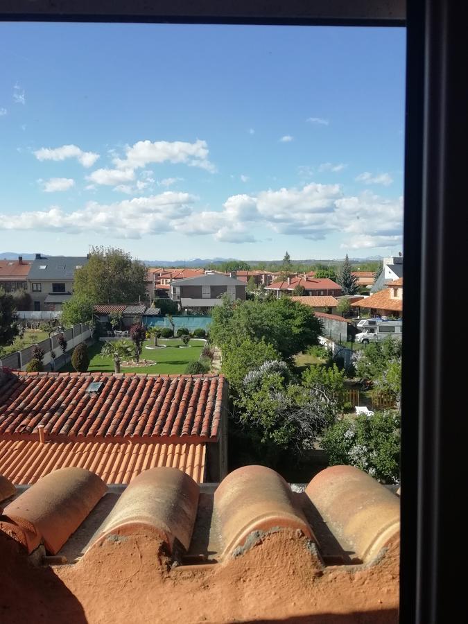 הוילה San Andrés del Rabanedo Boleta A 5 Minutos De Leon, Casa Con Jardin מראה חיצוני תמונה