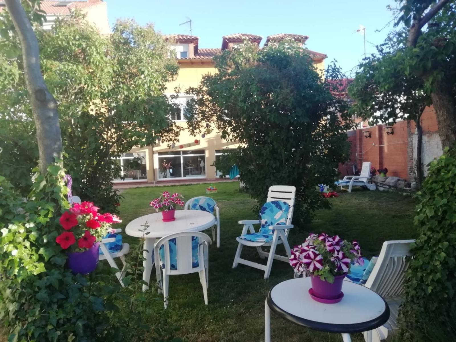 הוילה San Andrés del Rabanedo Boleta A 5 Minutos De Leon, Casa Con Jardin מראה חיצוני תמונה
